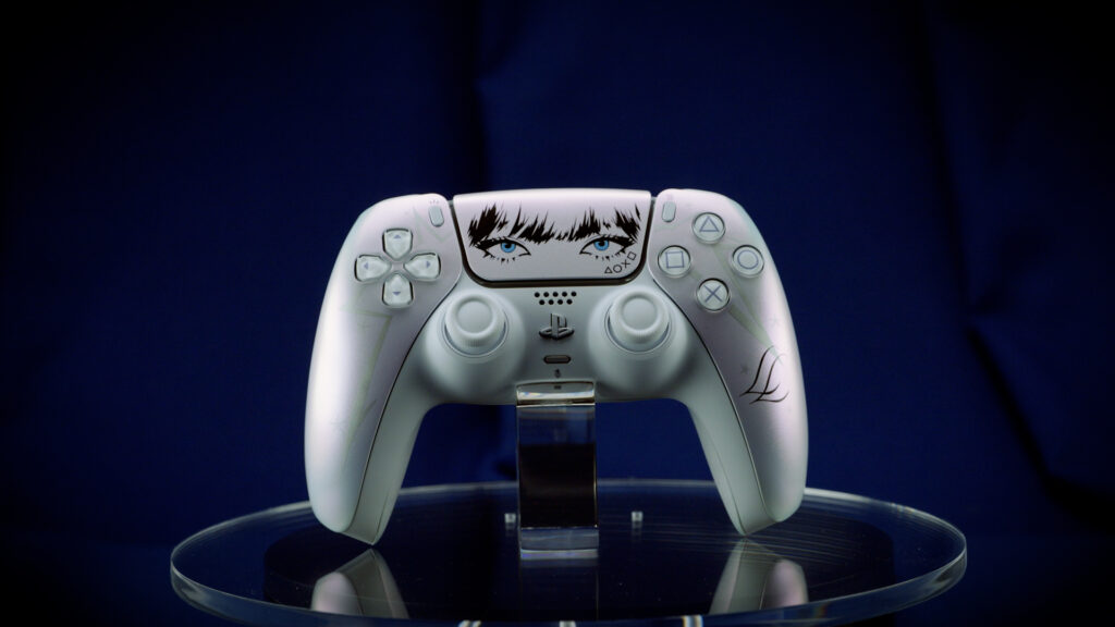 PlayStation เปิดตัวคอนโทรลเลอร์ไร้สาย DualSense – Lisa Limited Edition สั่งจองล่วงหน้าพร้อมกัน 2 ตุลาคมนี้! 2 LISA DualSense 1
